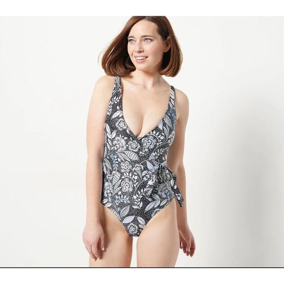 Summersalt The Wrap One Piece Swimsuit 14 - Picture 1 of 5